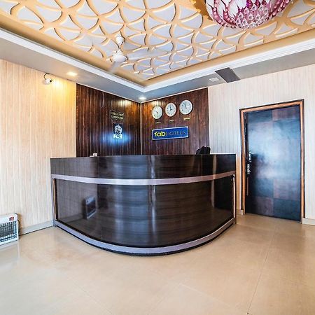 Fabexpress Landmark Awadh Hotell Lucknow Exteriör bild