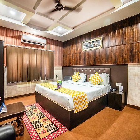 Fabexpress Landmark Awadh Hotell Lucknow Exteriör bild