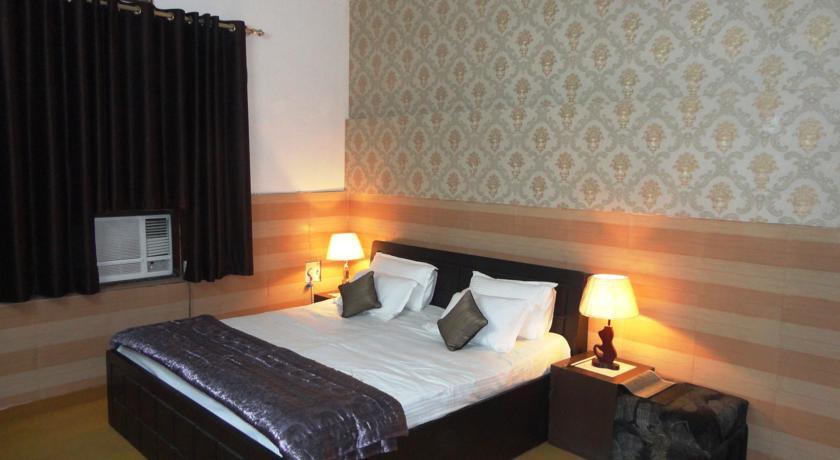 Fabexpress Landmark Awadh Hotell Lucknow Exteriör bild